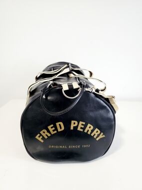 Fred Perry Black & Cream Barrel Duffle Bag